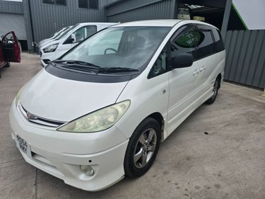 Toyota Estima FWD AUTO 2