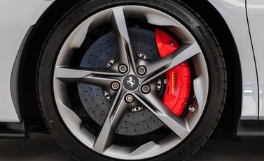 Ferrari SF90 Stradale 33