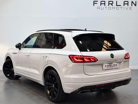 Volkswagen Touareg 3.0 TDI V6 Black Edition SUV 5dr Diesel Tiptronic 4Motion Euro 6 (s/s) (286 5