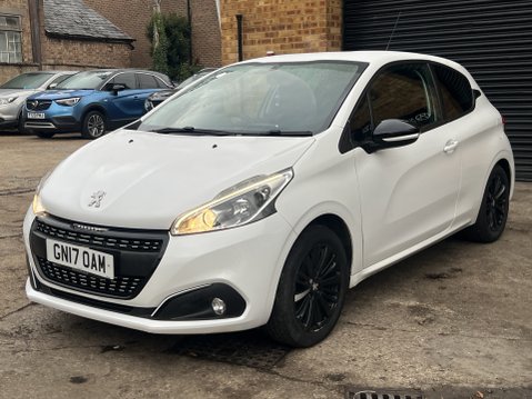 Peugeot 208 1.2 PureTech Black Edition Hatchback 3dr Petrol Manual Euro 6 2