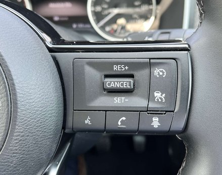 Nissan Qashqai 1.3 Qashqai Acenta Premium DiG-T MHEV 5dr 64