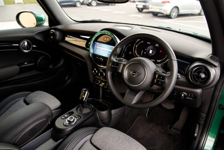 Mini Hatch COOPER S LEVEL 2