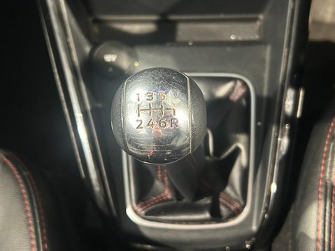 Ford Ecosport 1.0T EcoBoost ST-Line Euro 6 (s/s) 5dr 28