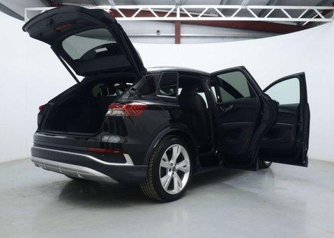 Audi Q4 50 S line SUV 5dr Electric Auto quattro 82kWh (299 ps) 61