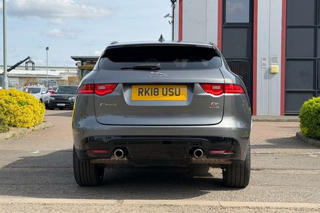 Jaguar F-Pace 3.0 F-PACE V6 S AWD D Auto 4WD 5dr 10