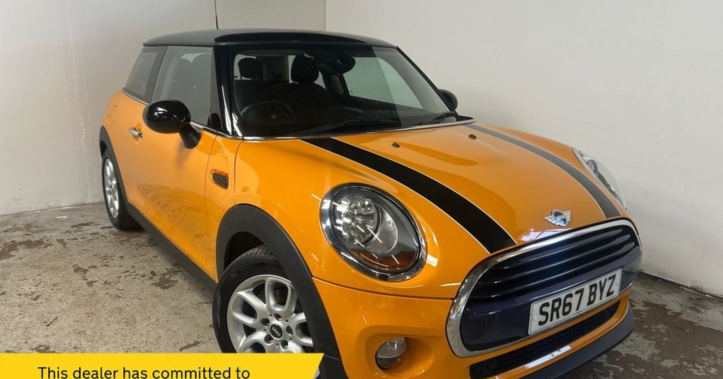 2017 MINI Hatch