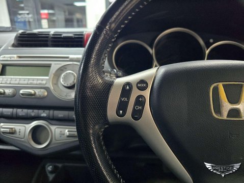 Honda Jazz 1.4 i-DSI SE Sport 5dr 20