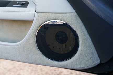 Jaguar XK R Convertible 26