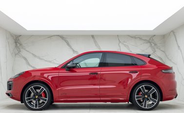 Porsche Cayenne GTS Coupé 2