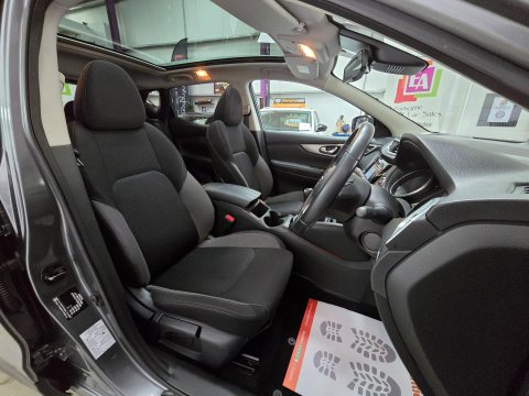 Nissan Qashqai 1.5 dCi N-Connecta Euro 6 (s/s) 5dr 44