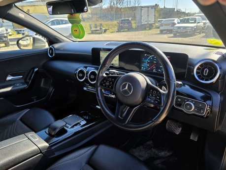 Mercedes-Benz A Class 1.5 A180d SE Hatchback 5dr Diesel 7G-DCT Euro 6 (s/s) (116 ps) 20
