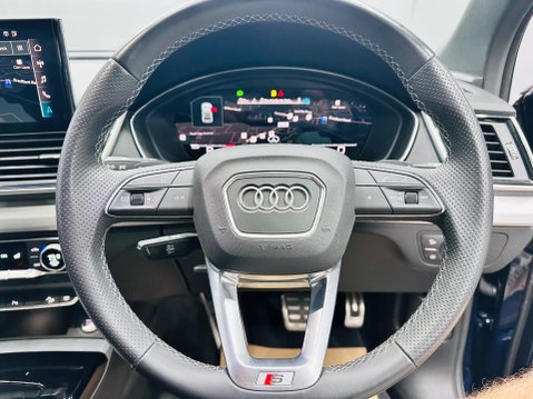 Audi Q5 2.0 TDI 40 S line S Tronic quattro Euro 6 (s/s) 5dr 15