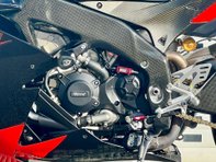 Aprilia RSV RSV 4 Factory 32