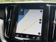 Volvo XC60 2.0 XC60 R-Design B5 MHEV Auto 5dr 27