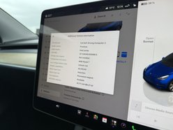 Tesla Model Y (Dual Motor) Long Range SUV 5dr Electric Auto 4WDE (384 bhp) 41