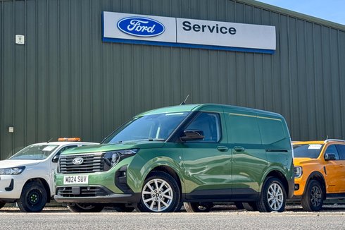 Ford Transit Courier Petrol SWB L1H1 Low Roof Limited Air Con Alloys Sensors EURO 6