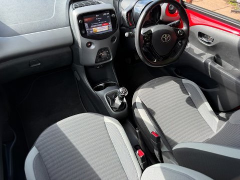 Toyota Aygo VVT-I X-TREND 14