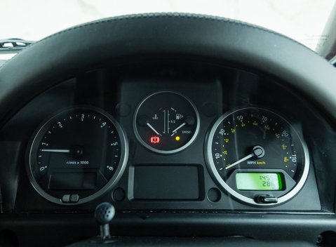 Land Rover Defender 110 ADVENTURE 22