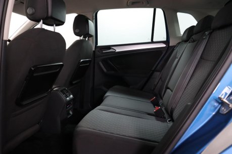 Volkswagen Tiguan SE NAV TDI BMT 4MOTION 41