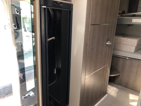 Chausson Titanium 720 Titanium 720 Automatic 6 Berth 3500Kg only 5000 miles 30