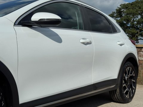 Kia Xceed 1.5 T-GDi 3 Euro 6 (s/s) 5dr 8