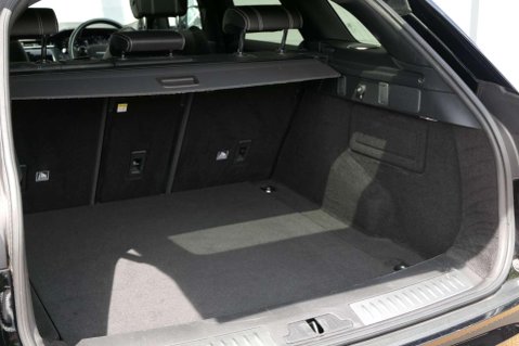 Land Rover Range Rover Velar R-DYNAMIC SE 13