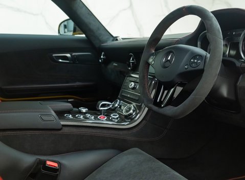 Mercedes-Benz SLS AMG Black Series 19