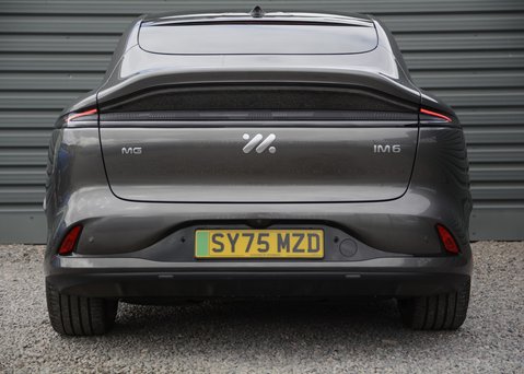 MG IM6 100kWh LAUNCH EDITION AWD 6