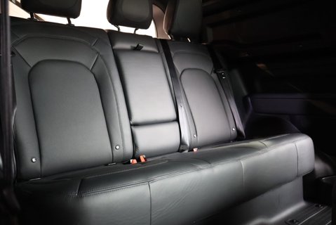 Land Rover Defender 90 DEMO  HARD TOP 350  X-DYNAMIC HSE s 20k spend inc genuine rear seat   37