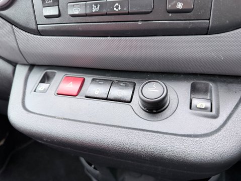 Peugeot Partner FULLY ELECTRIC - SE L1 AUTOMATIC 17