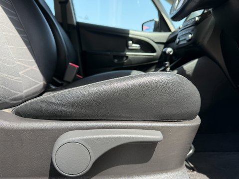 Kia Venga 3 AUTO 16,550 MILES 14