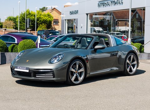 Porsche 911 Targa 4S (992) 4