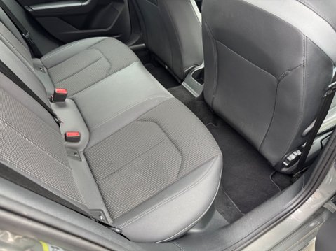 Audi A1 S LINE 35 TFSI S-A 35