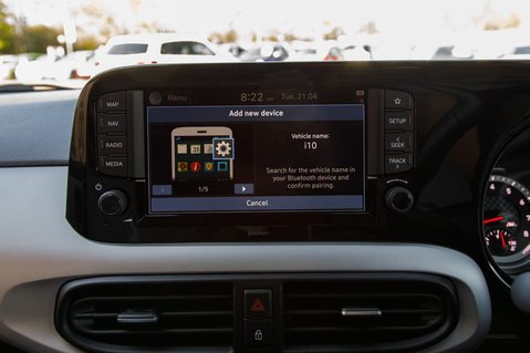 Hyundai i10 MPI PREMIUM 32