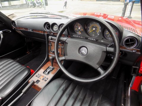 Mercedes-Benz R107 300 SL Sports 3