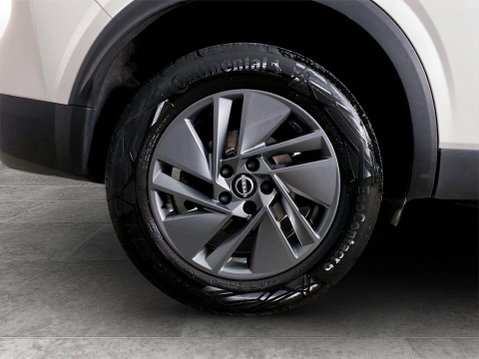 Nissan Qashqai 1.3 DIG-T MHEV Acenta Premium SUV 5dr Petrol Hybrid Manual Euro 6 (s/s) (14 10
