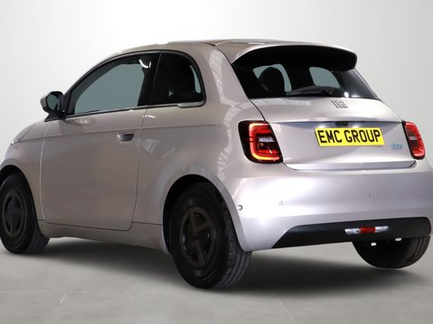 Fiat 500 87kW Giorgio Armani 42kWh 3dr Auto 3