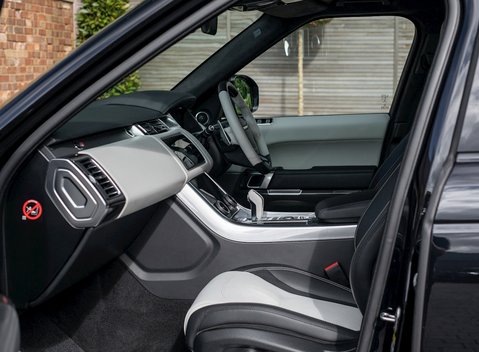 Land Rover Range Rover Sport 5.0 SVR 16