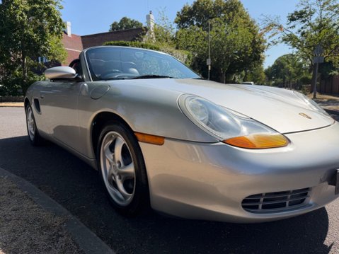 Porsche Boxster 2.7 986 2dr 33