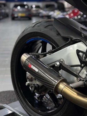 Yamaha R1M 1000 Super Sports Petrol Manual (200 ps) 1