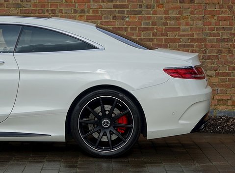 Mercedes-Benz S Class S63 Coupe 8