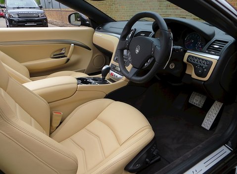 Maserati Grancabrio Sport 11