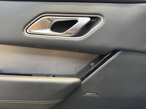 Land Rover Range Rover Velar 2.0 Range Rover Velar R-Dynamic S D240 Auto 4WD 5dr 79
