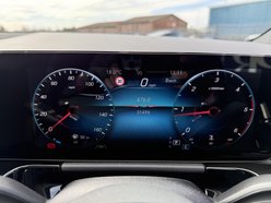 Mercedes-Benz GLA 2.0 GLA220d AMG Line (Premium Plus) SUV 5dr Diesel 8G-DCT 4MATIC Euro 6 (s/ 34