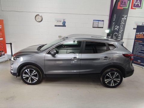 Nissan Qashqai 1.6 DIG-T N-Connecta Euro 6 (s/s) 5dr 6