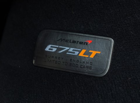 McLaren 675LT 31