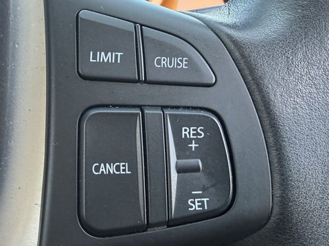 Suzuki Vitara 1.6 SZ-T 5dr 33