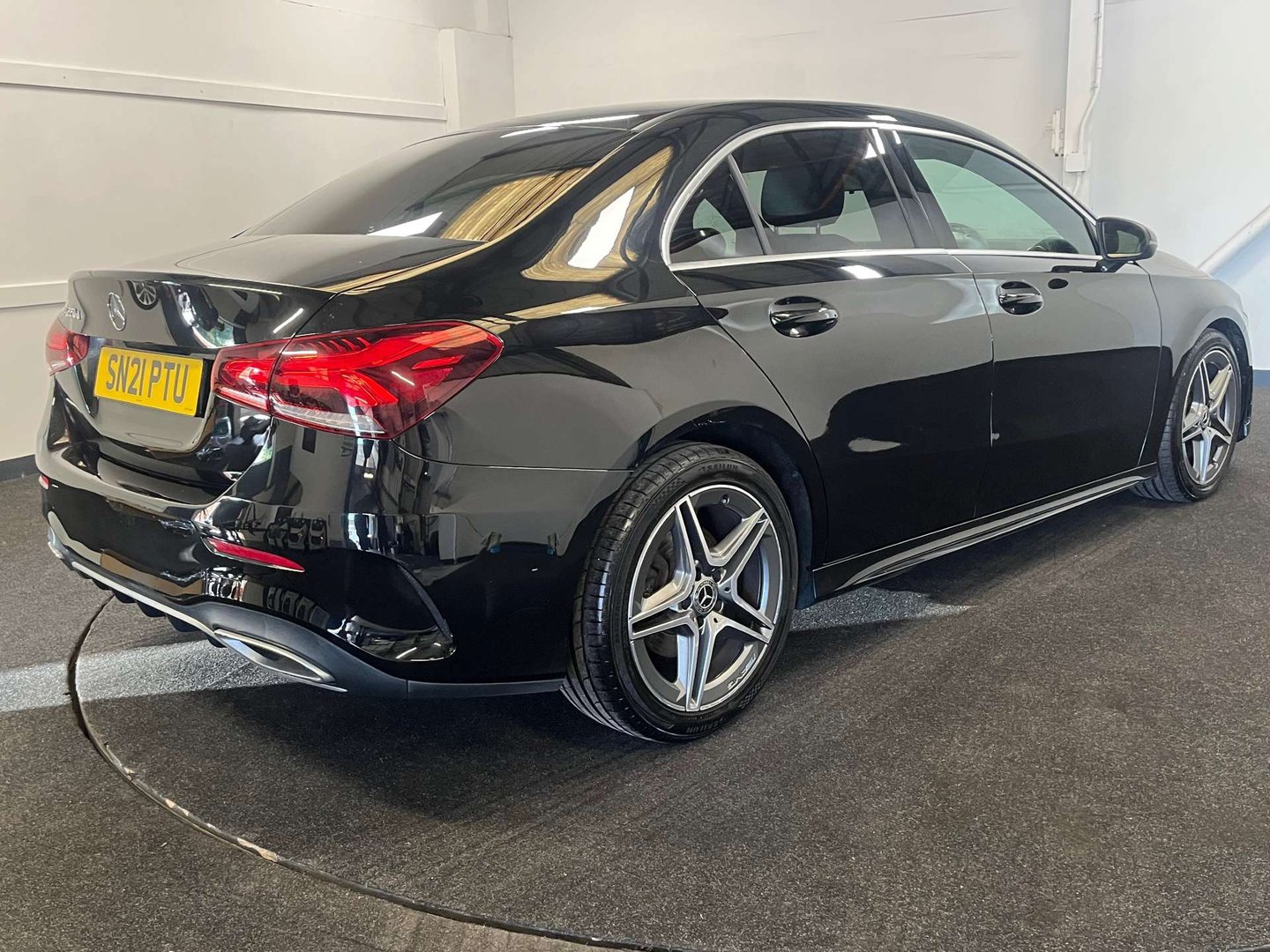2021 Mercedes-Benz A-Class — image 5