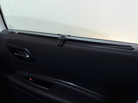 Peugeot 3008 E-HDI ALLURE 26