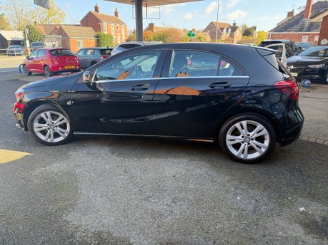 Mercedes-Benz A Class A 180 D SPORT 2